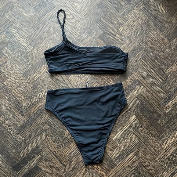 💎 4 for $30 Fashionnova | Swim Set - Picture 7 of 7